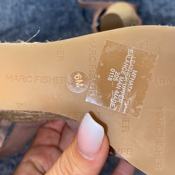 Marc fisher women’s Hata wedges‎ size 6 great new condition - Picture 6 of 8